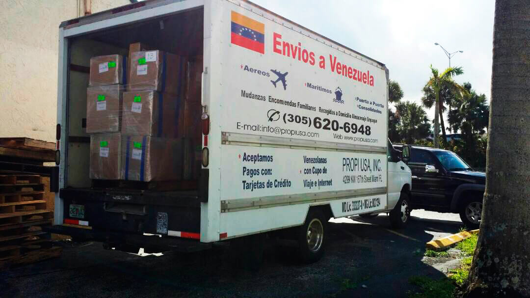 PROPI USA box truck loaded with consolidated cargo for Venezuela